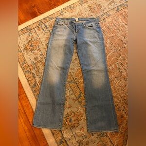 Classic Blue Women's Jeans. Lucky Brand